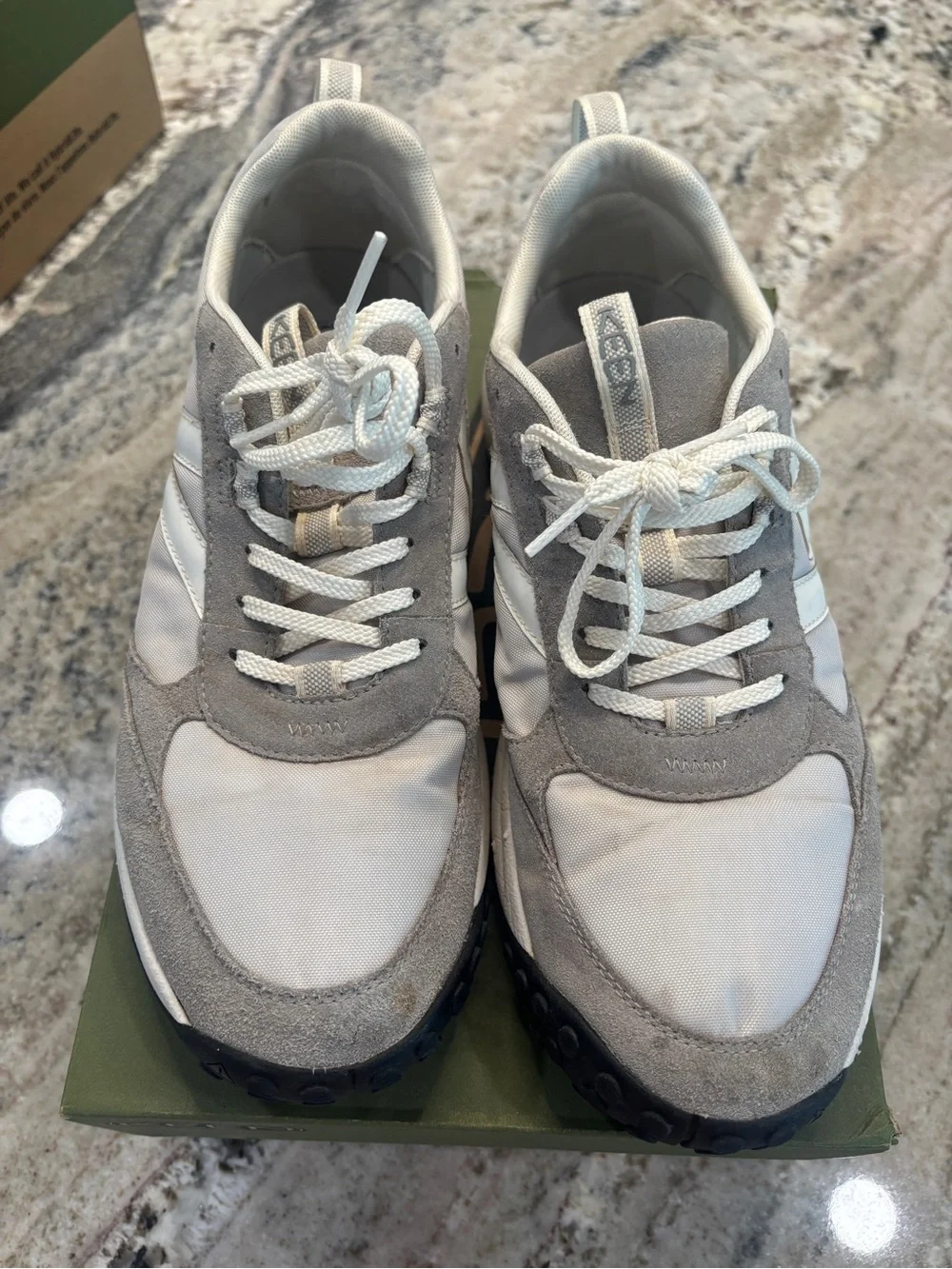 Keen men’s sneaker KS86 size 11 alloy/star white